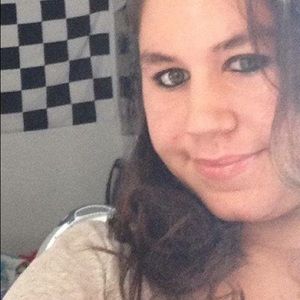 Meet your Posher, Ilianna